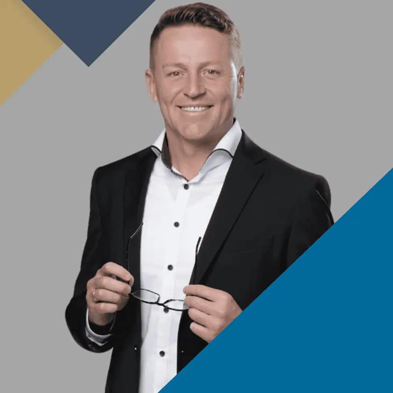 Leonid Immel, Ansprechpartner für Cyberversicherung für KMU